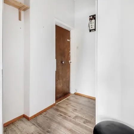 Wehost Colorful Studio Next To Park Puijonpuistikko In Vallila Neighborhood Apartment Helsinki